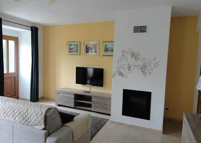 Semesterbostad Nonno Baciccia Ferrada di Moconesi